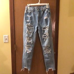 American Eagle High Waisted Mom Jean Size 0